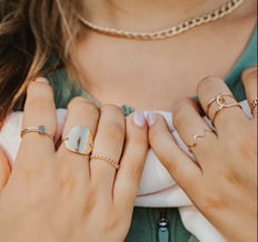 40A6A3D2-F2F1-4D35-A465-1641E1126BF5