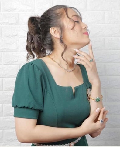 model P&P Jewellery Store